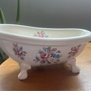 vintage VB Athena California Pottery claw foot bathtub soap dish